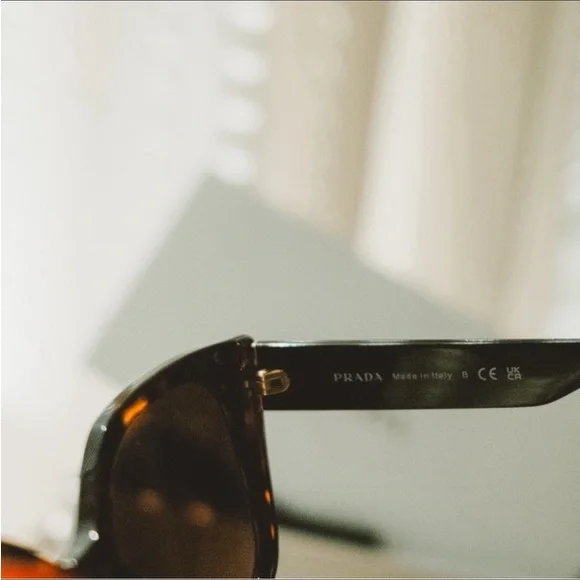 Prada PR14WS 09Q5S0 Tortoise Shell Cat Eye Oversized Sunglasses